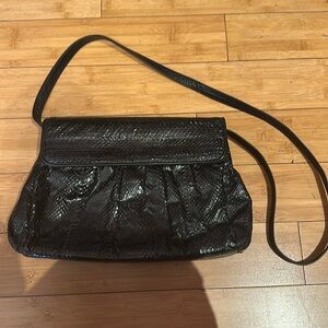 Vintage style 80s snakeskin clutch + crossbody. Looks unused.